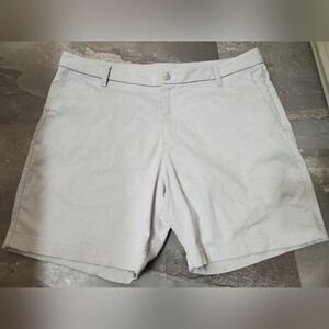 Lululemon Commission Classic-Fit Short 7" *Oxford. Very Light Grey. 7". Size 38.